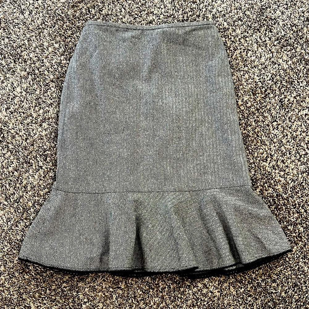 Size 4 LOFT skirt